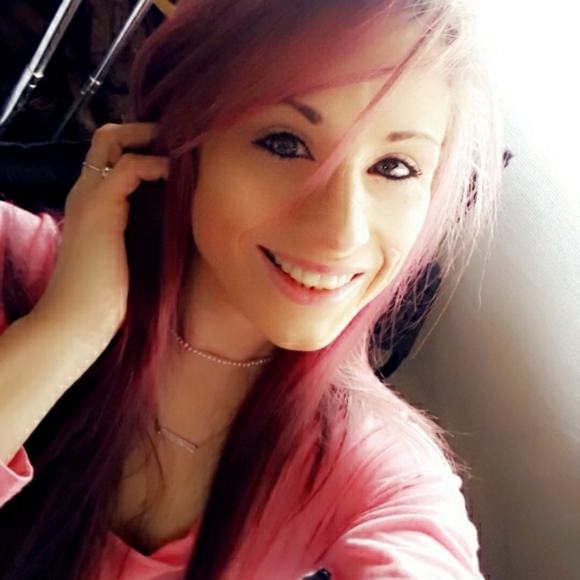 Meet your Posher, Jessica - Picture 11 of 16